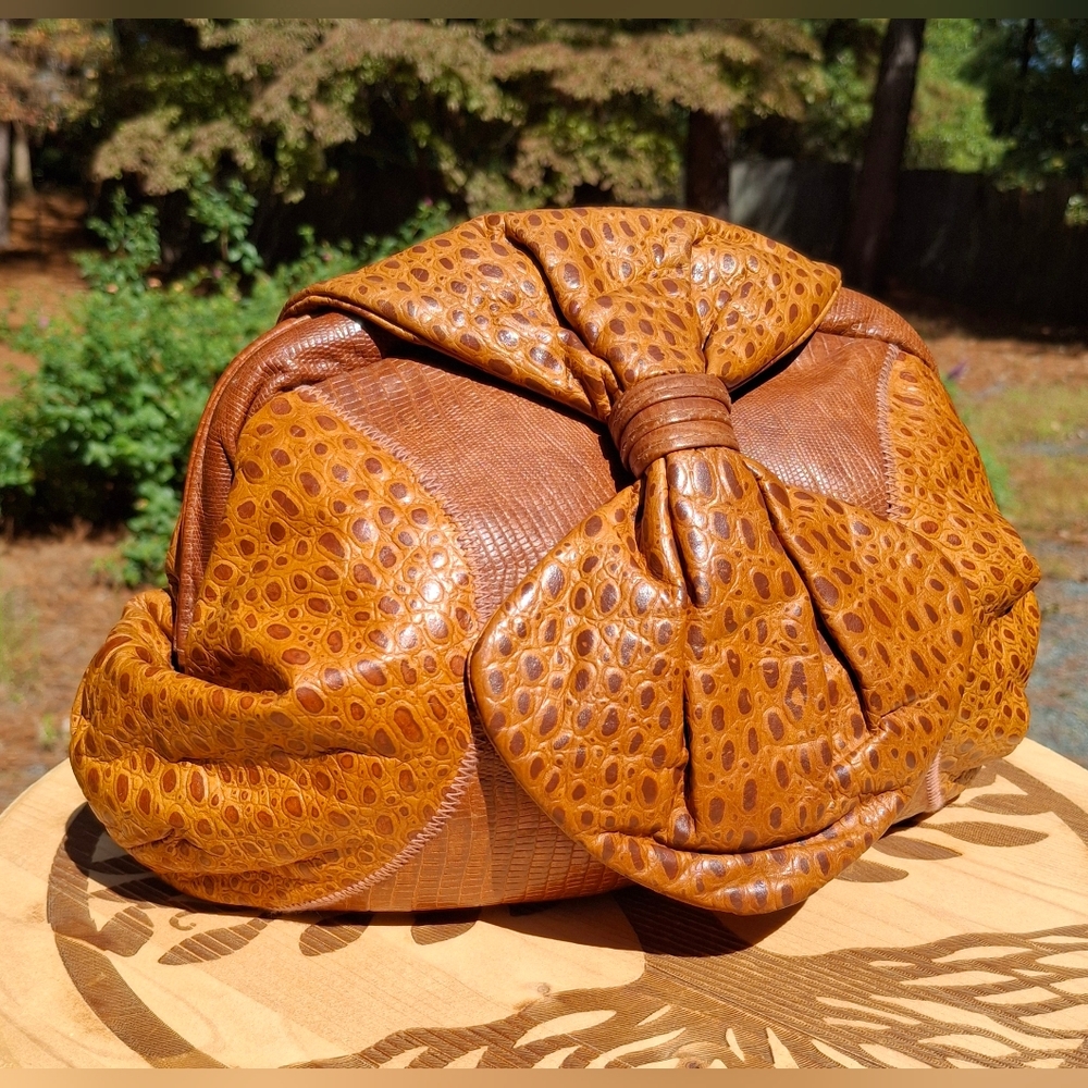 Vintage 1980's J&E Handbag Company NY Brown Leather Large Convertible Clutch - Picture 14 of 14